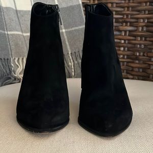 Vince Camuto 7.5 Black Suede High Heeled Booties